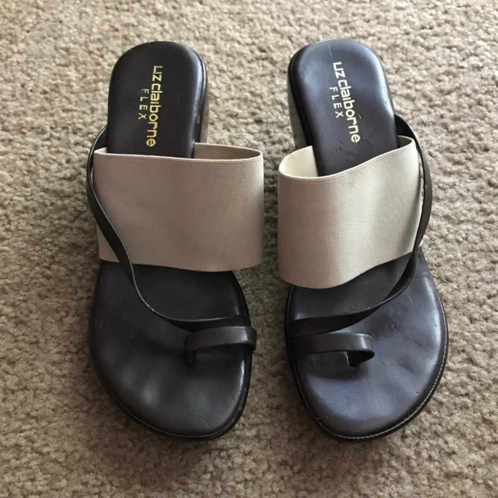 Sandals - Picture 2 of 3